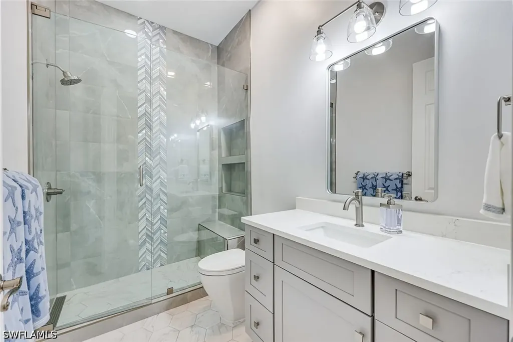 831 Sailaway Lane Naples FL 34108
