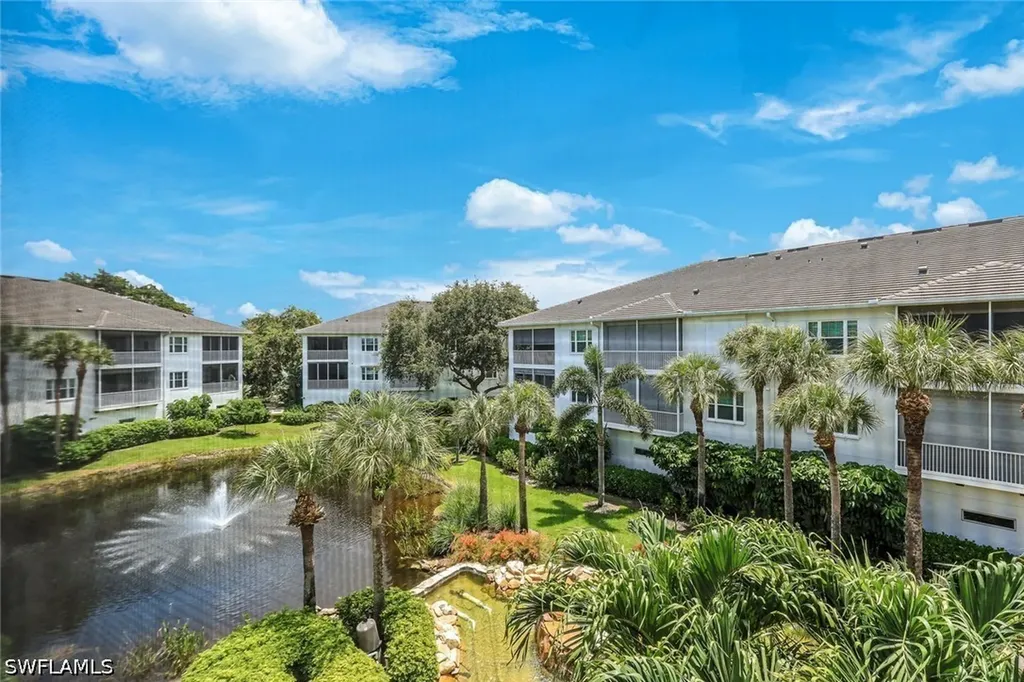 831 Sailaway Lane Naples FL 34108