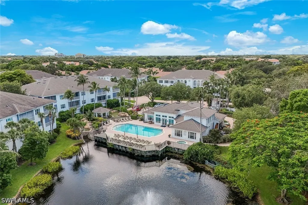 831 Sailaway Lane Naples FL 34108