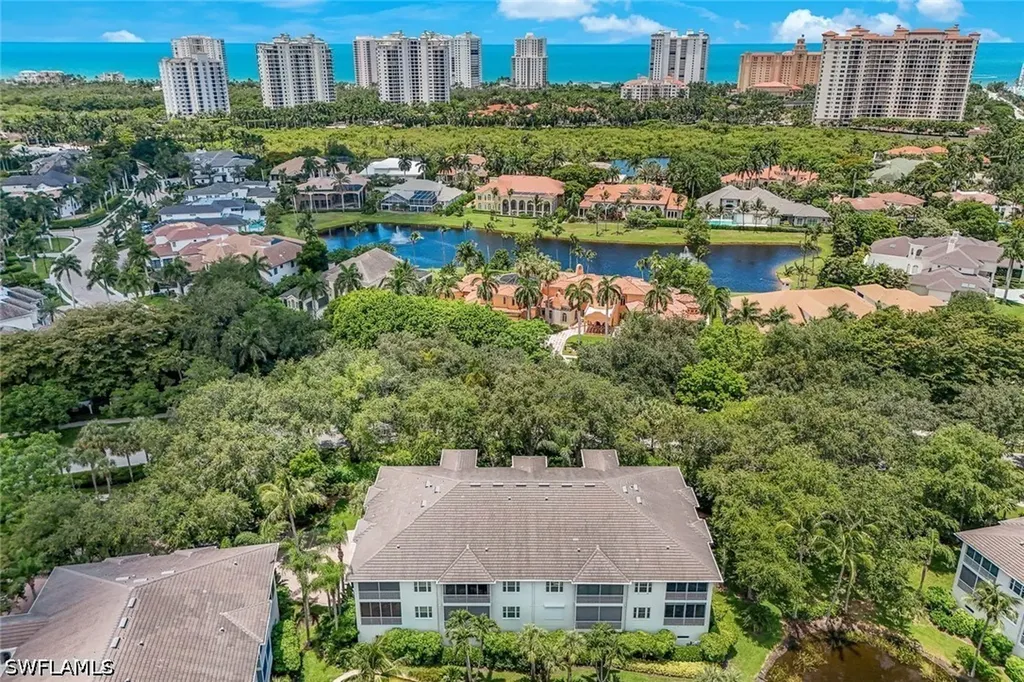 831 Sailaway Lane Naples FL 34108