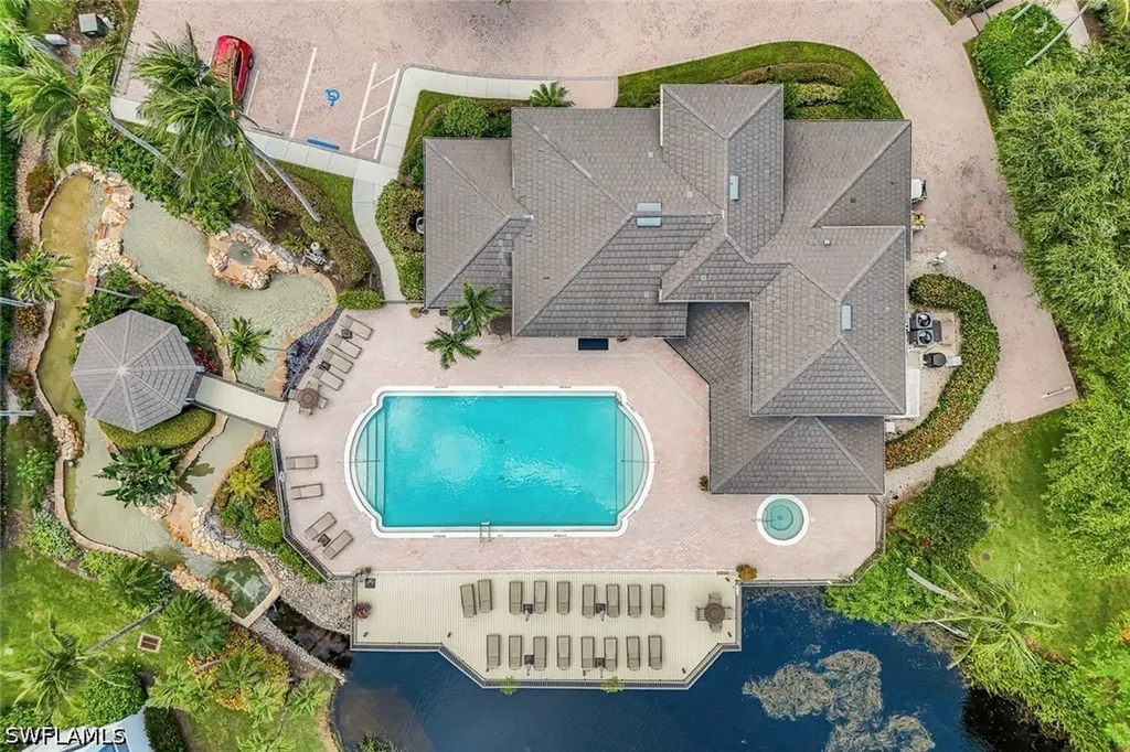 831 Sailaway Lane Naples FL 34108