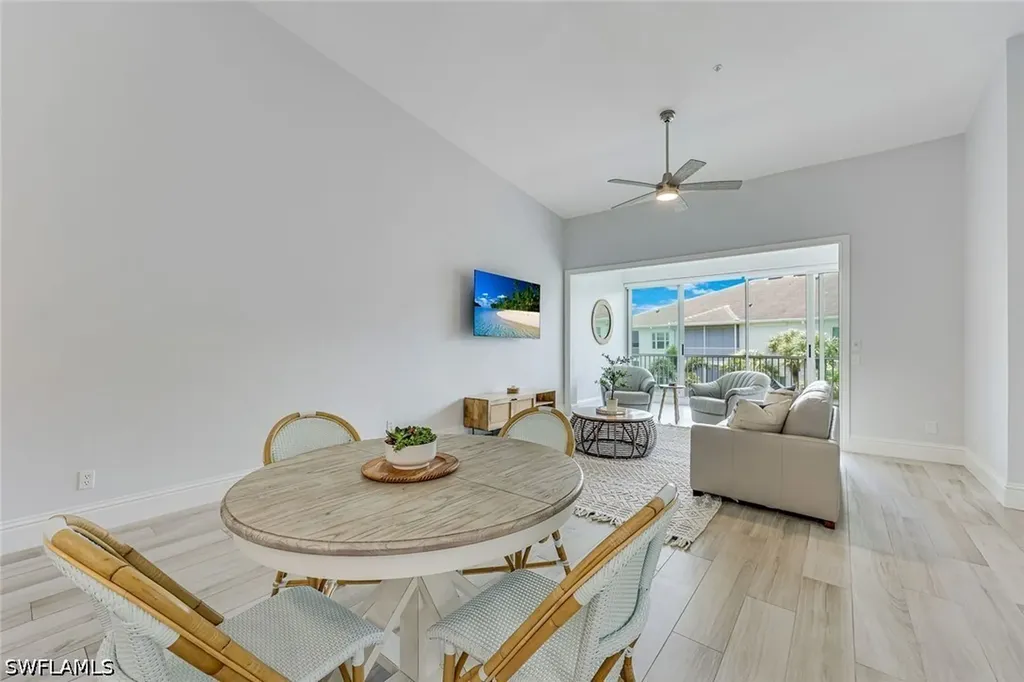 831 Sailaway Lane Naples FL 34108
