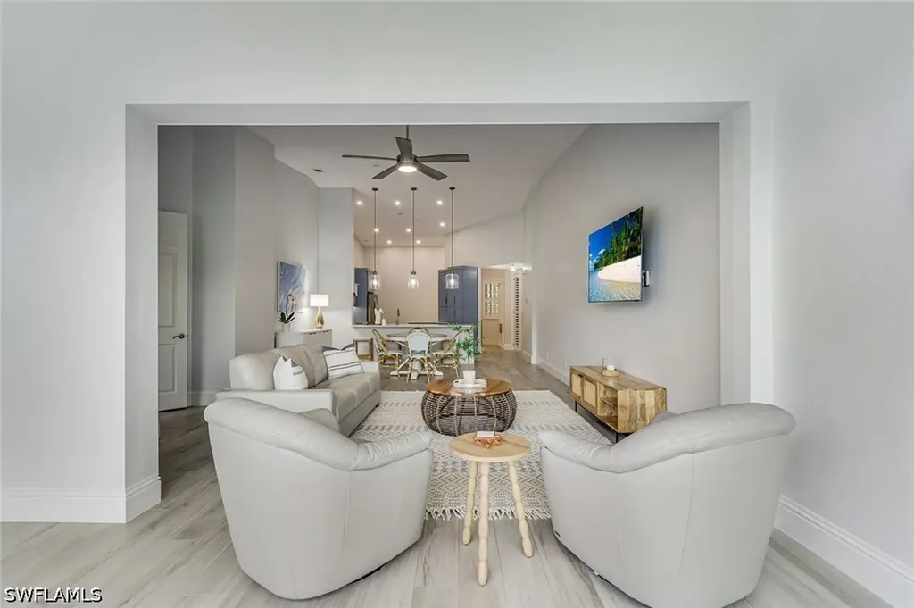 831 Sailaway Lane Naples FL 34108