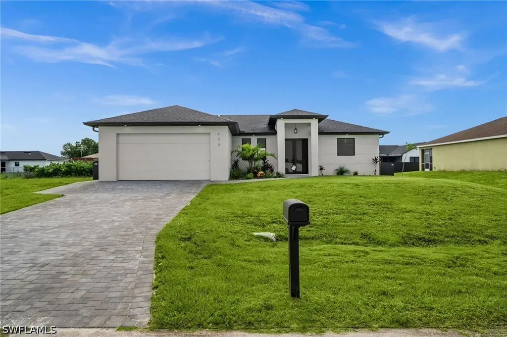 409 NW NW 25th Place Cape Coral FL 33993