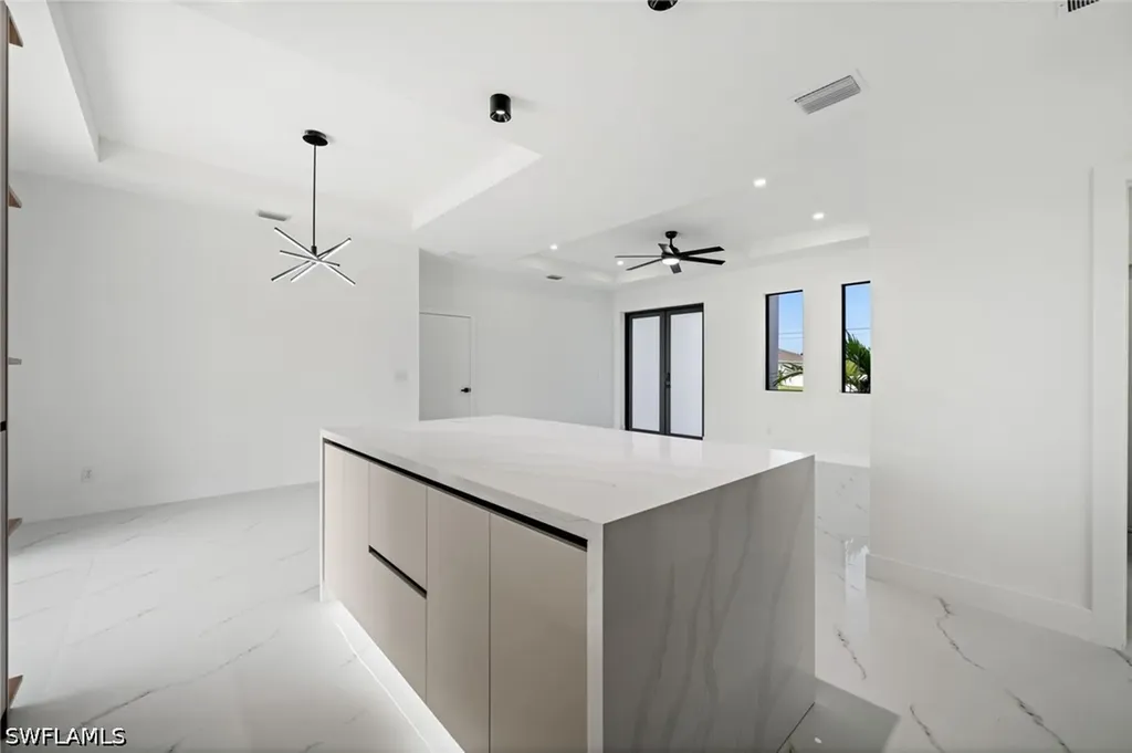 409 NW NW 25th Place Cape Coral FL 33993