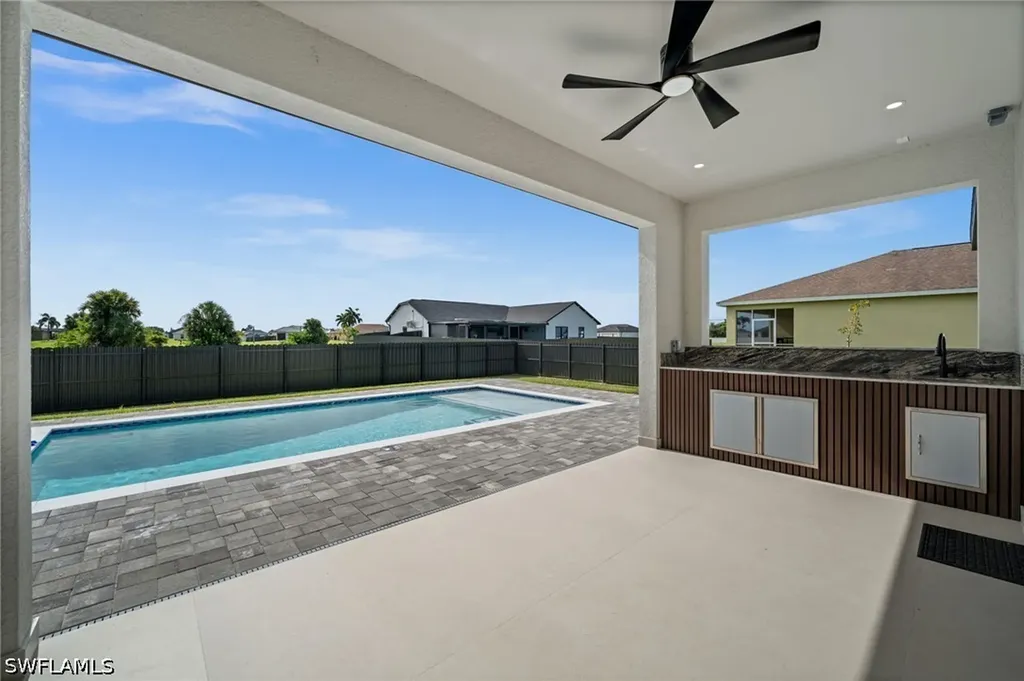 409 NW NW 25th Place Cape Coral FL 33993