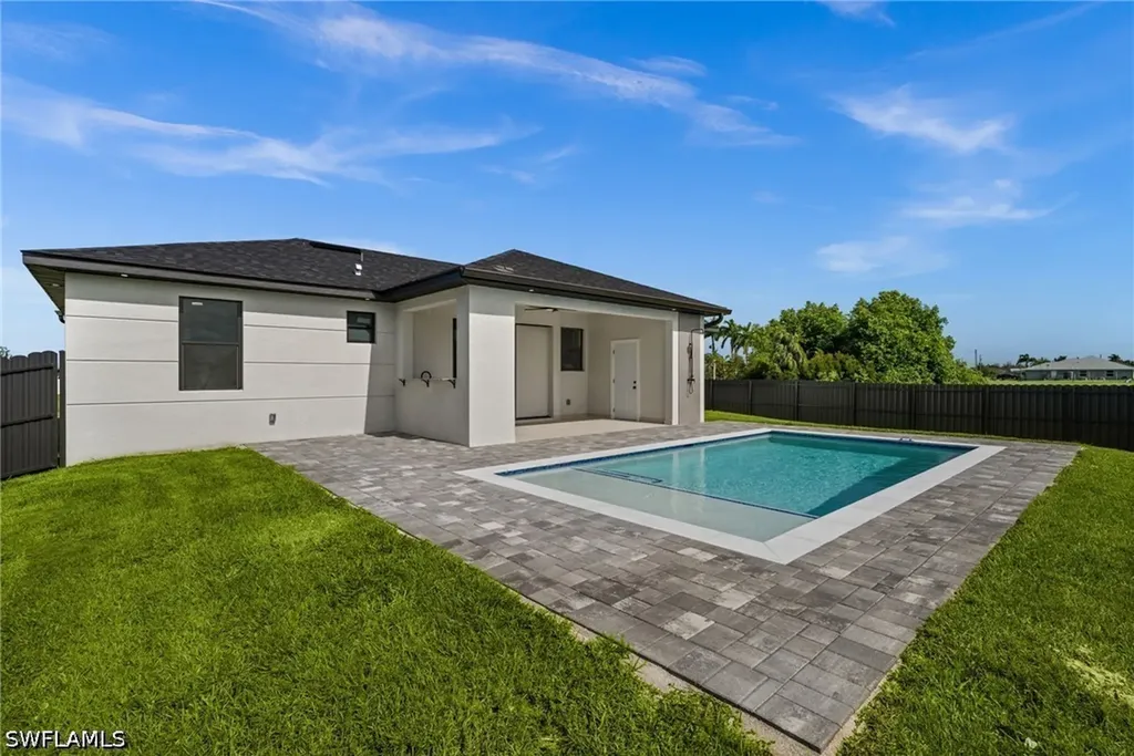 409 NW NW 25th Place Cape Coral FL 33993