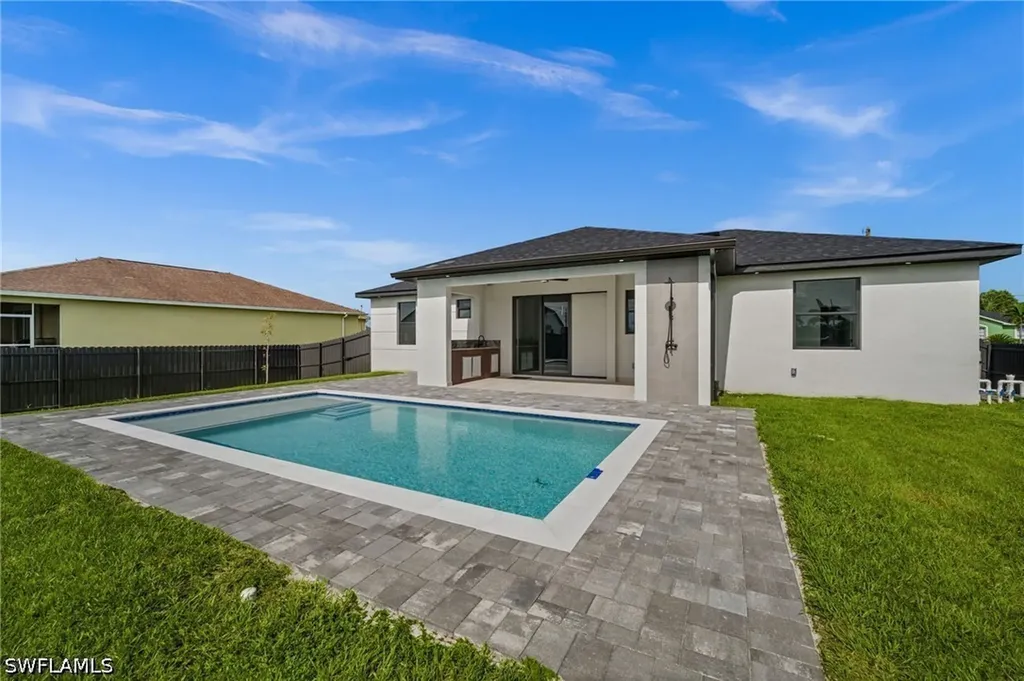 409 NW NW 25th Place Cape Coral FL 33993