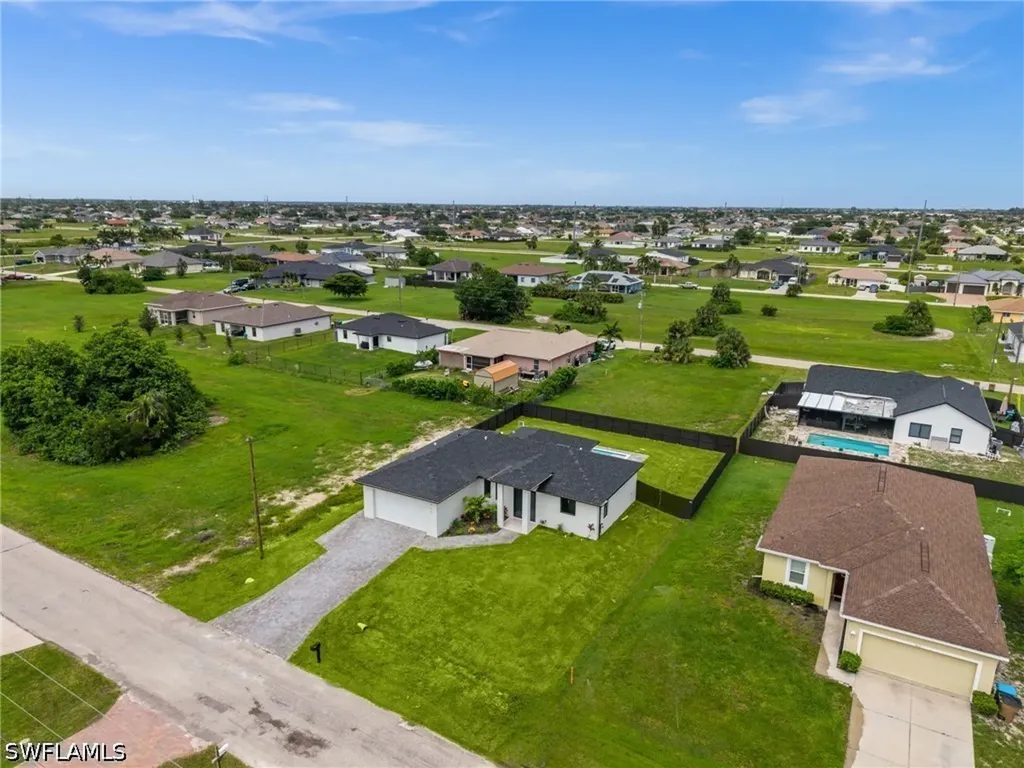 409 NW NW 25th Place Cape Coral FL 33993
