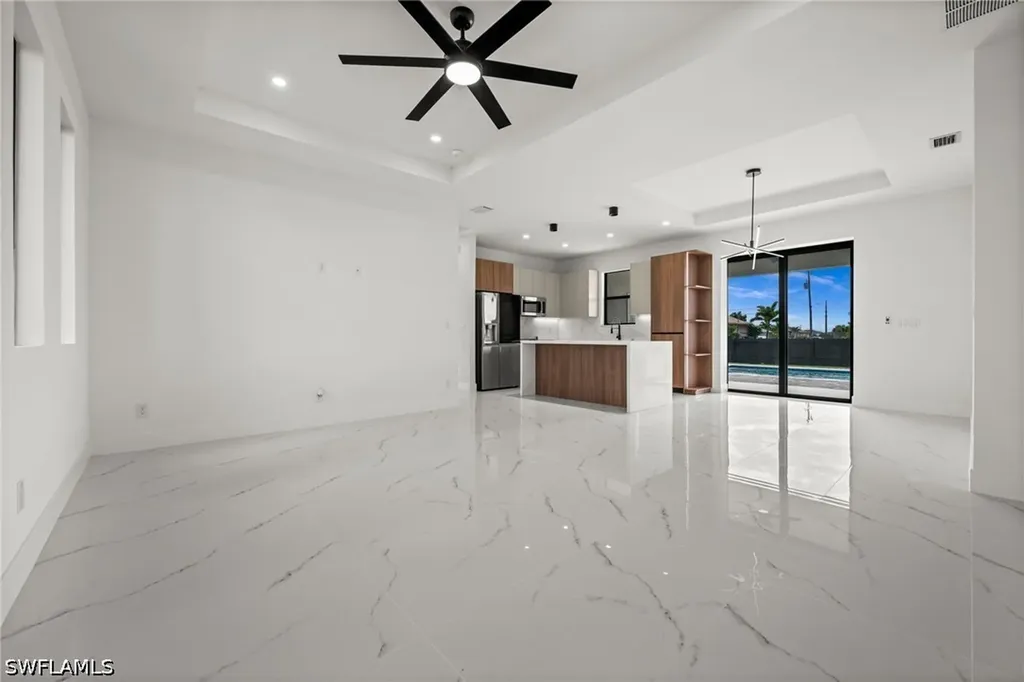409 NW NW 25th Place Cape Coral FL 33993