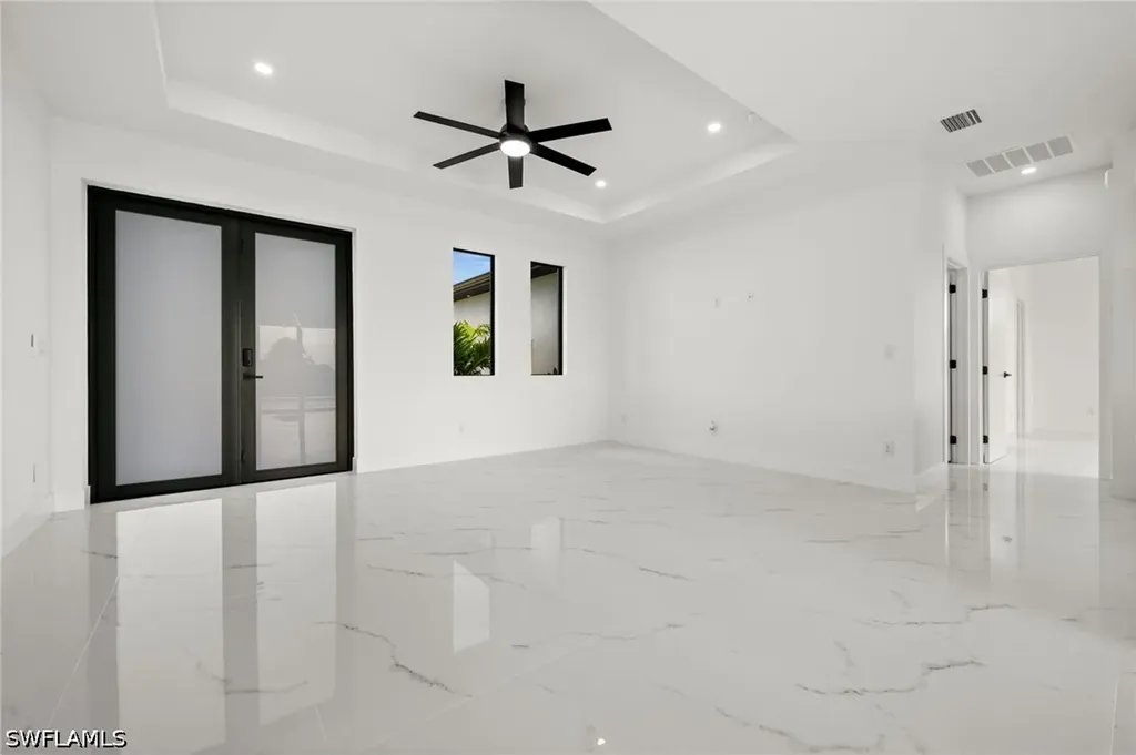 409 NW NW 25th Place Cape Coral FL 33993