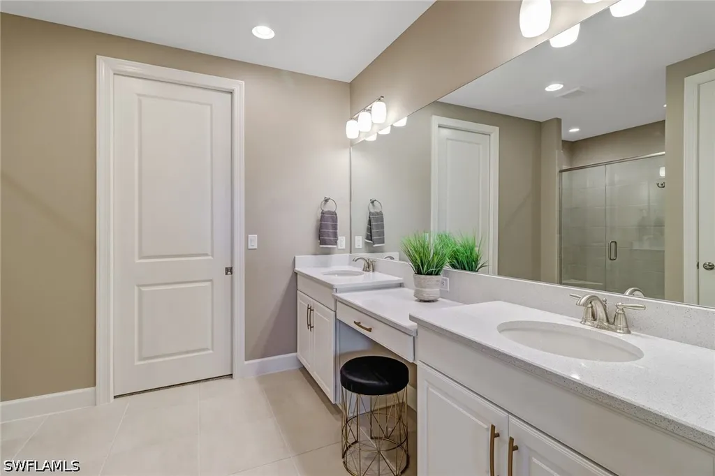 9653 Montelanico Loop Naples FL 34119