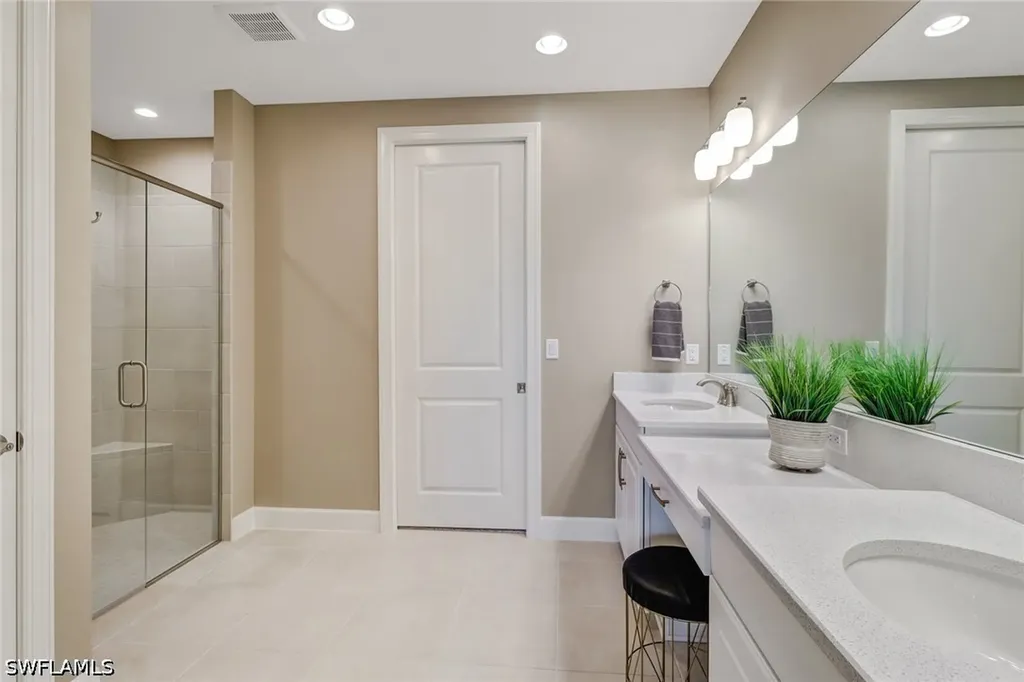 9653 Montelanico Loop Naples FL 34119