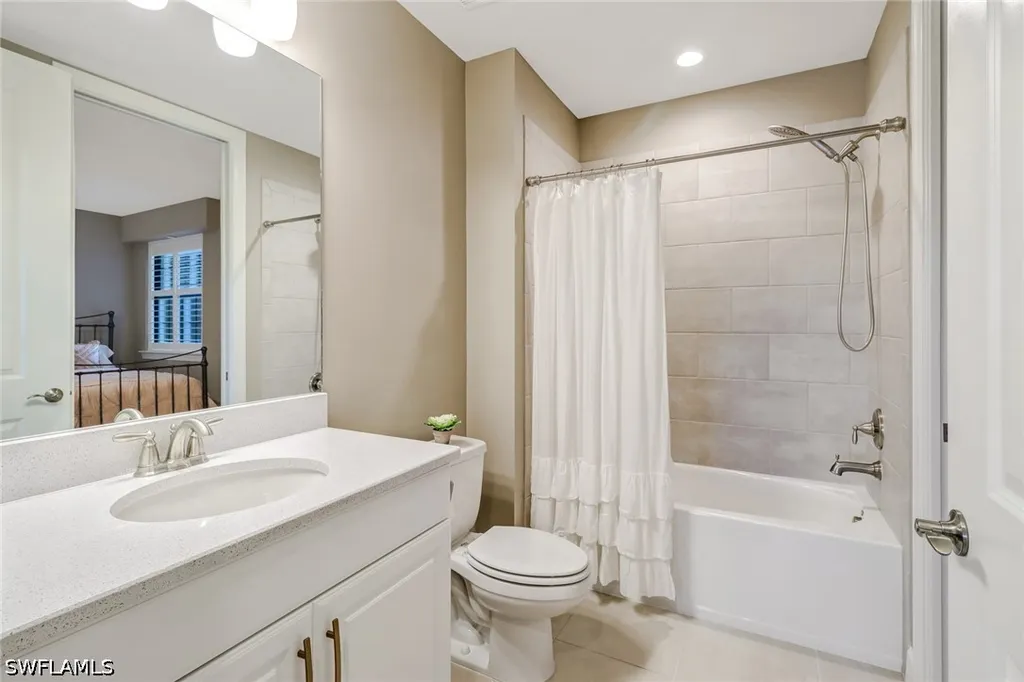9653 Montelanico Loop Naples FL 34119