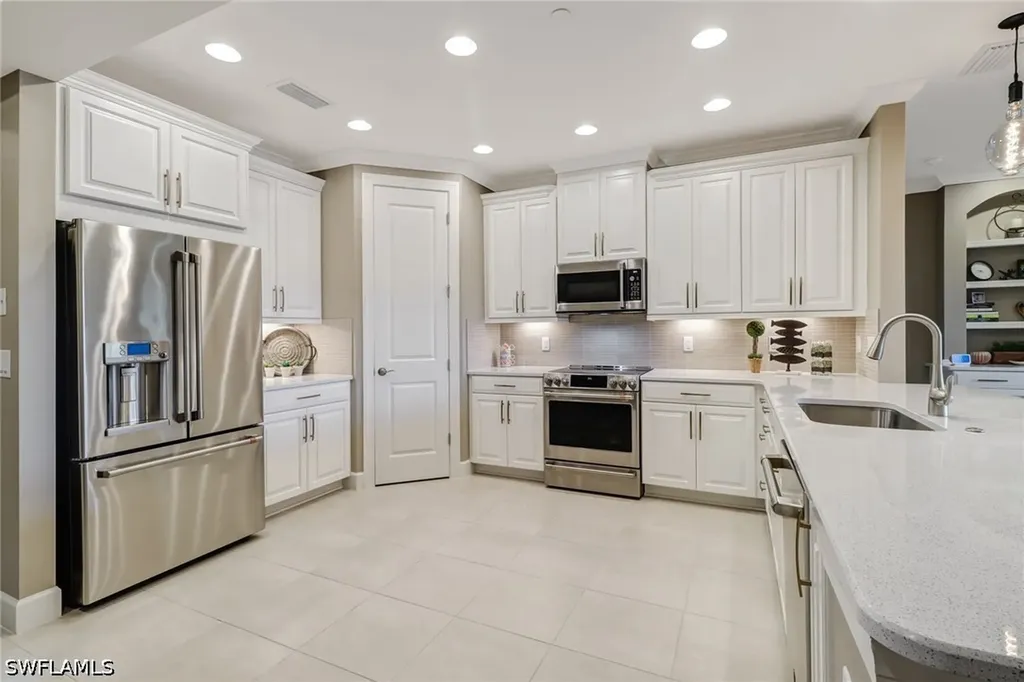 9653 Montelanico Loop Naples FL 34119