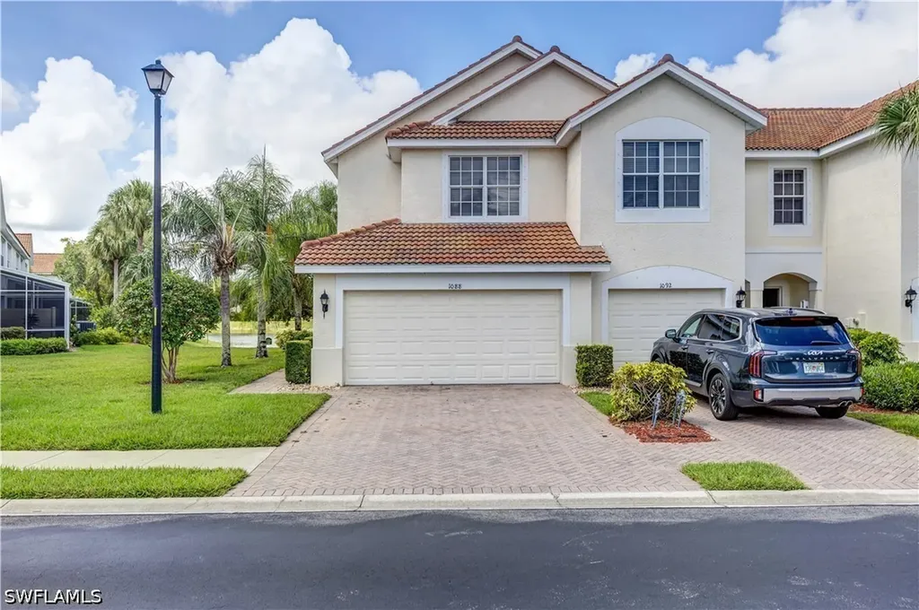 1088 Oxford Lane Naples FL 34105