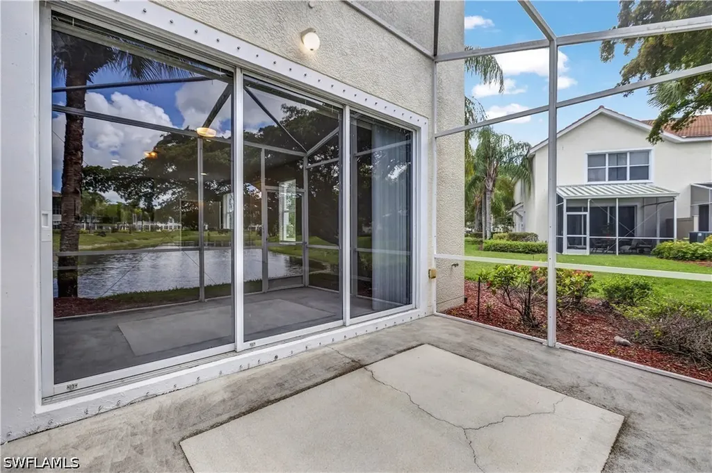 1088 Oxford Lane Naples FL 34105