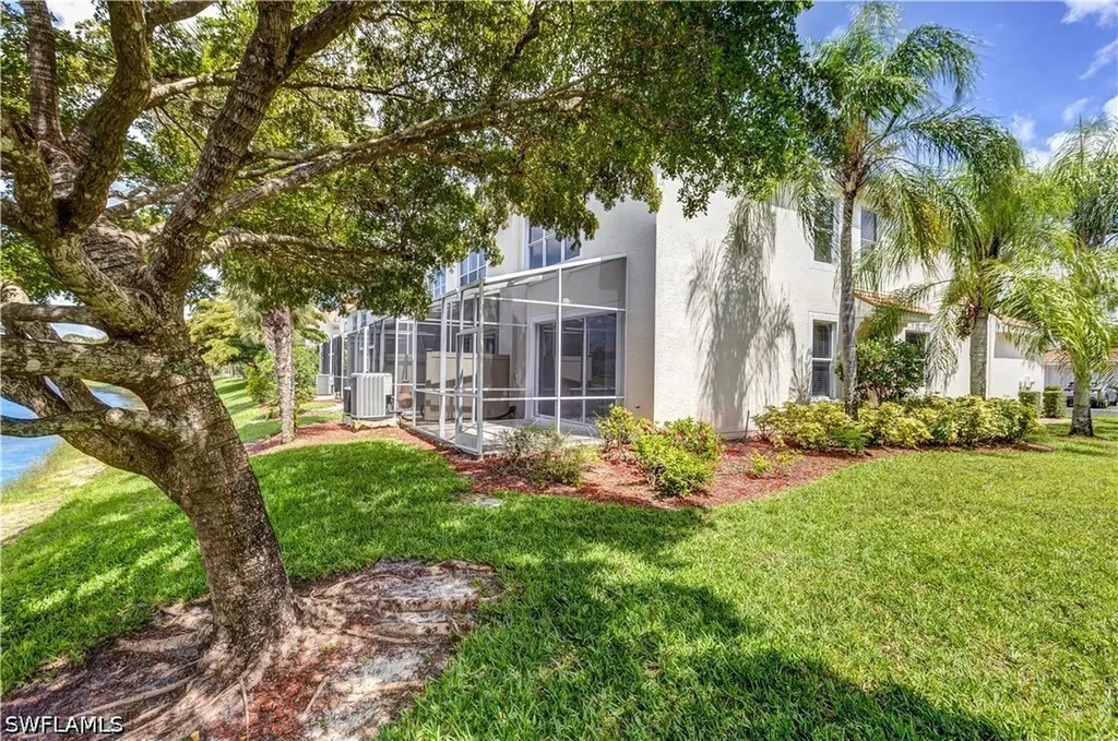 1088 Oxford Lane Naples FL 34105