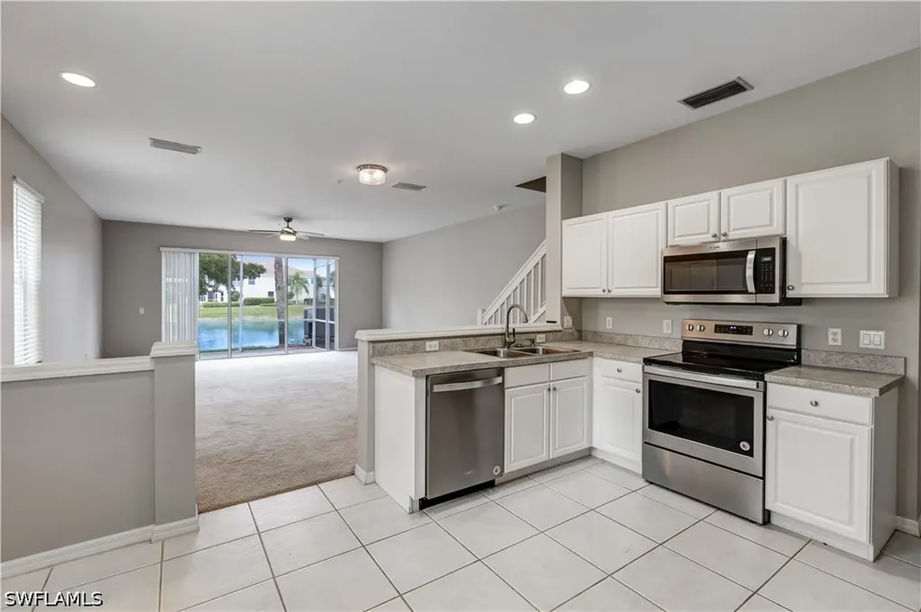 1088 Oxford Lane Naples FL 34105