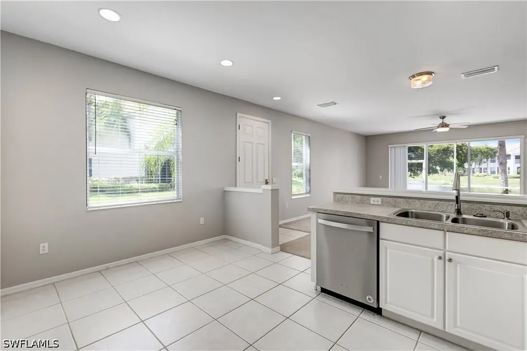 1088 Oxford Lane Naples FL 34105
