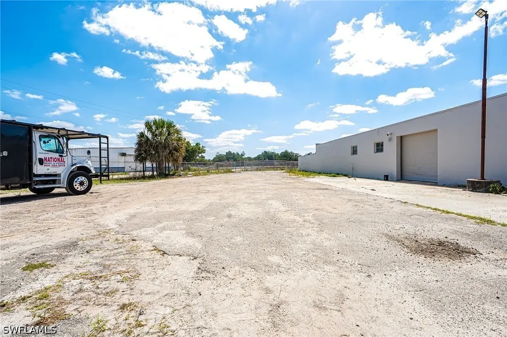 2111 Fowler Street Fort Myers FL 33901