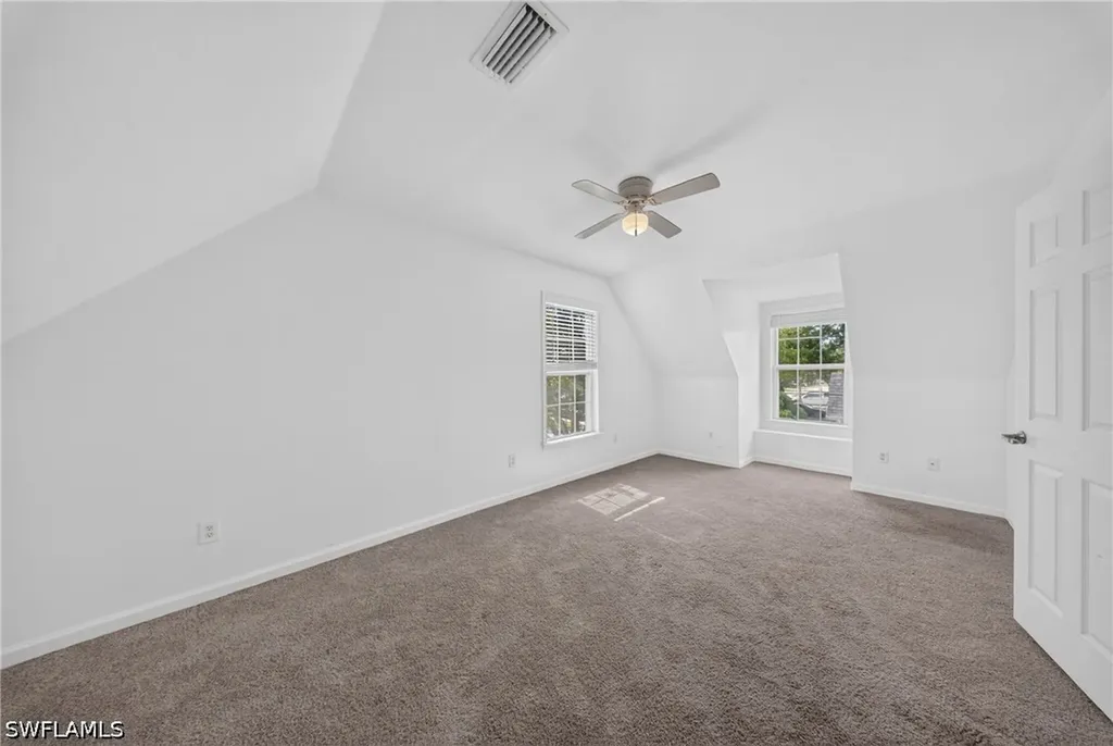250 Leawood Circle Naples FL 34104