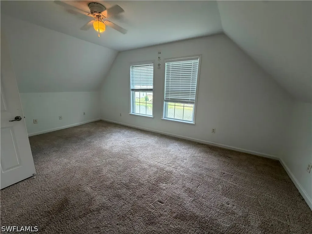 250 Leawood Circle Naples FL 34104