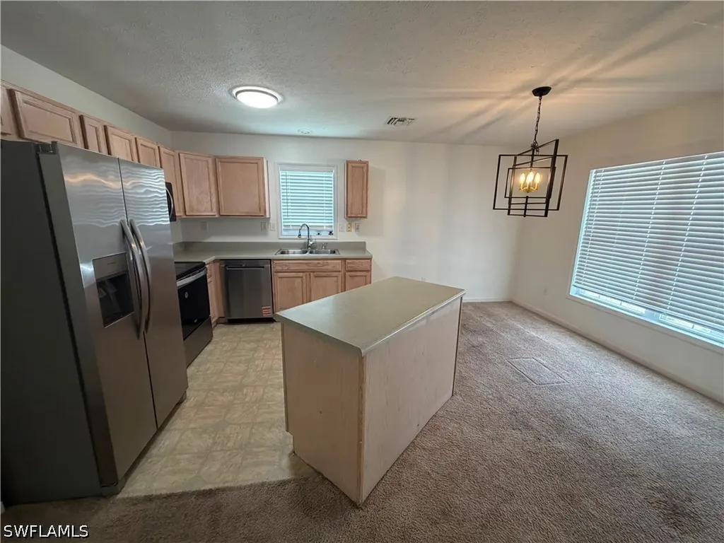 250 Leawood Circle Naples FL 34104