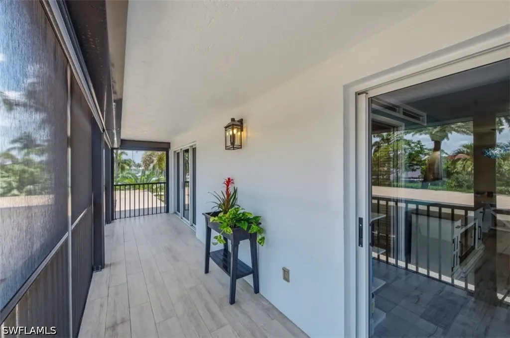 2170 Gulf Shore Boulevard N Naples FL 34102