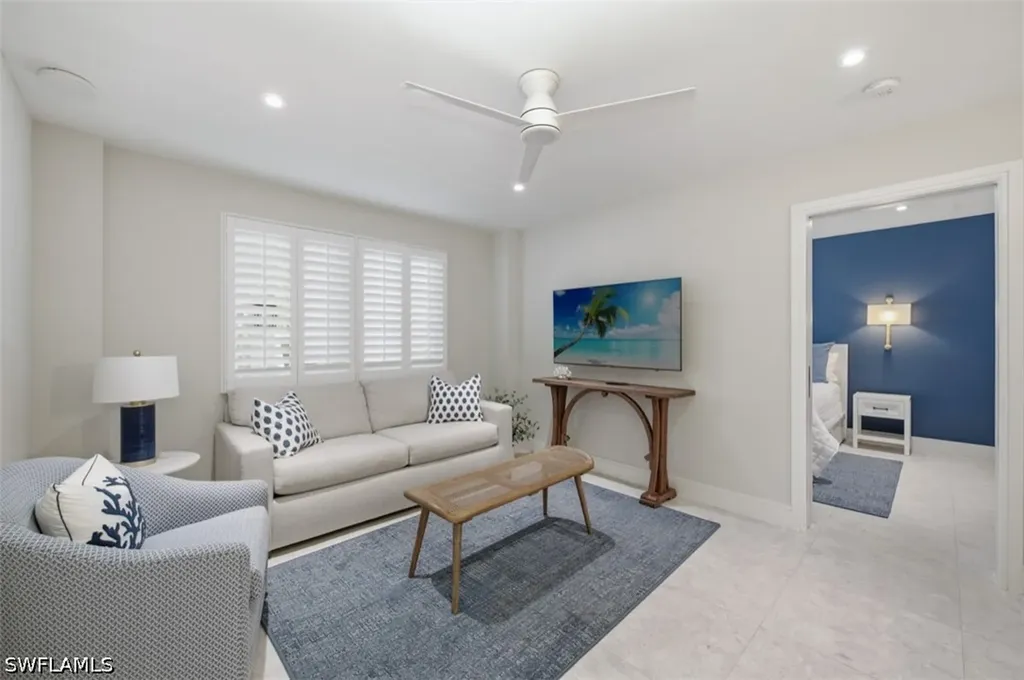 2170 Gulf Shore Boulevard N Naples FL 34102