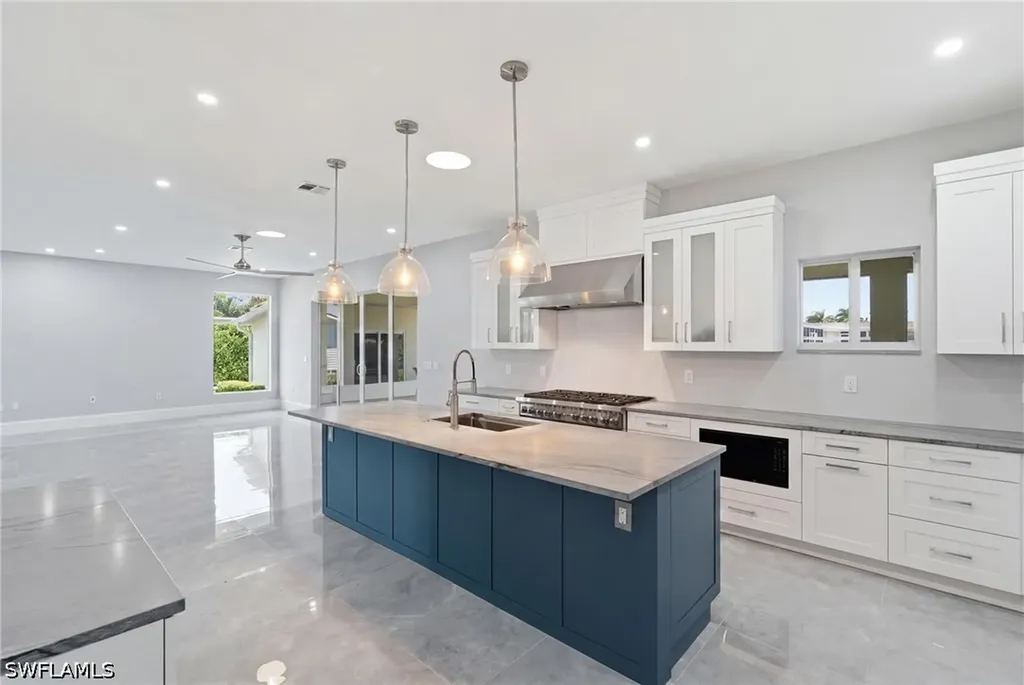 4837 Tarpon Avenue Bonita Springs FL 34134