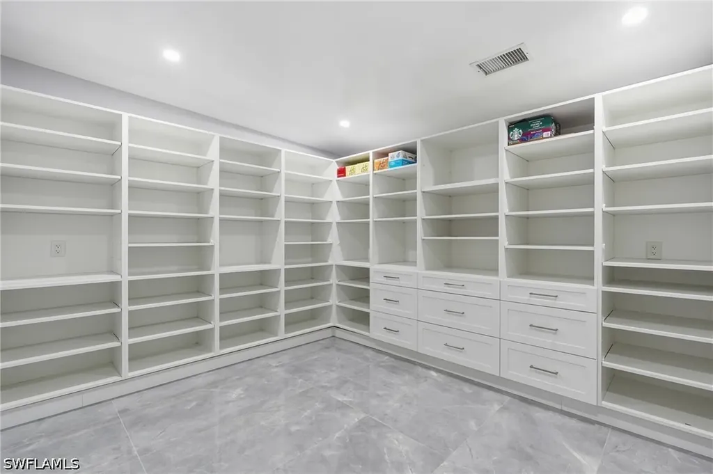 4837 Tarpon Avenue Bonita Springs FL 34134