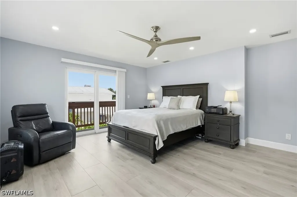 4837 Tarpon Avenue Bonita Springs FL 34134