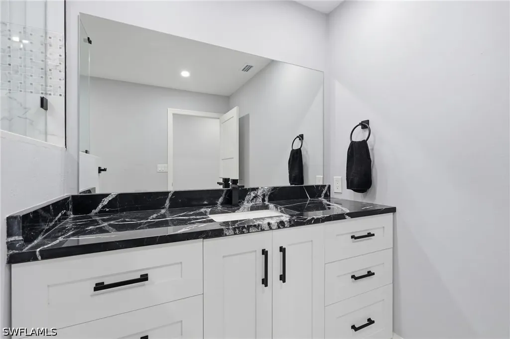 4837 Tarpon Avenue Bonita Springs FL 34134
