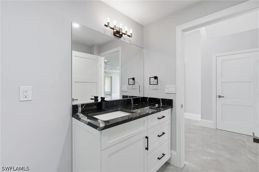 4837 Tarpon Avenue Bonita Springs FL 34134