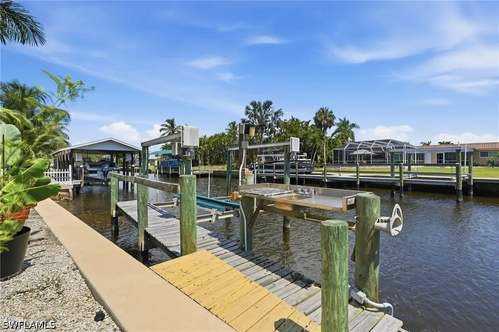 4837 Tarpon Avenue Bonita Springs FL 34134