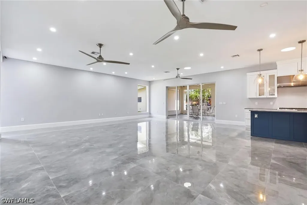 4837 Tarpon Avenue Bonita Springs FL 34134