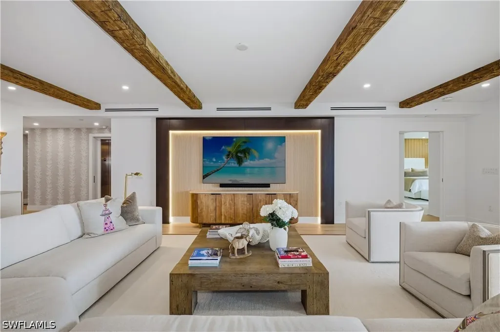 13945 Old Coast Road Naples FL 34110