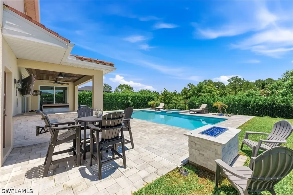 2175 Vermont Lane Naples FL 34120