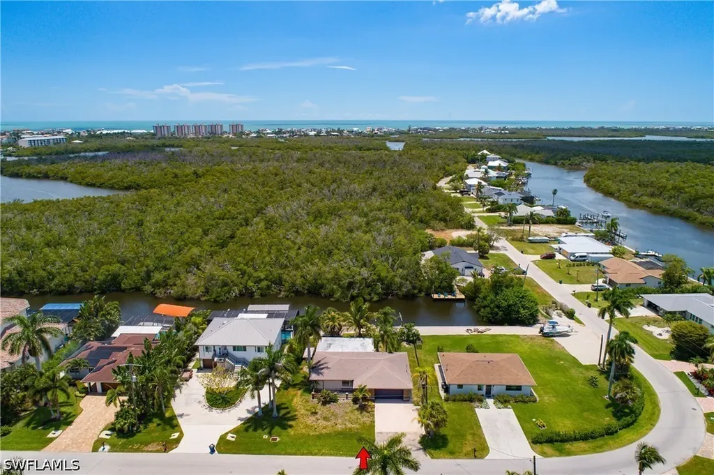 Bonita Springs FL, 4919 Esplanade Street