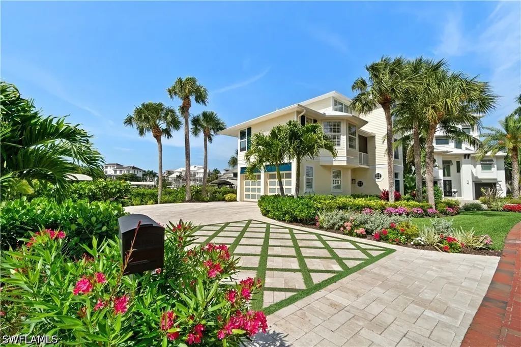 225 Bayfront Drive Bonita Springs FL 34134