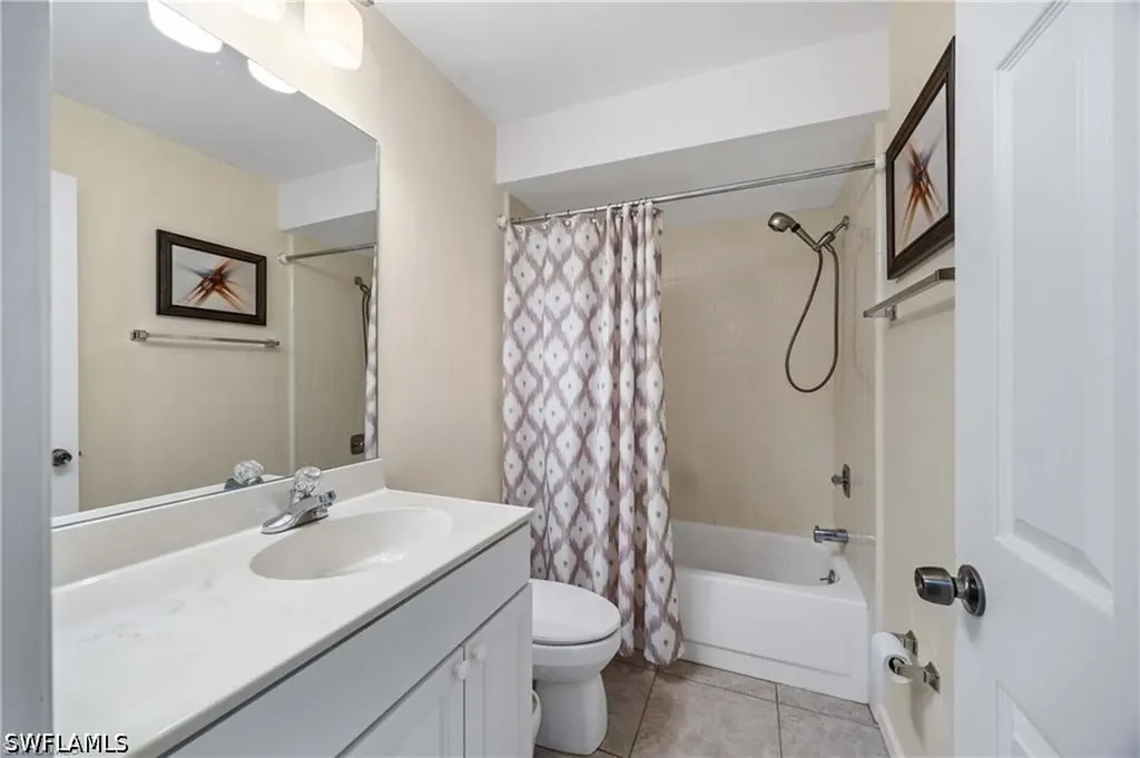 3195 Boca Ciega Drive Naples FL 34112