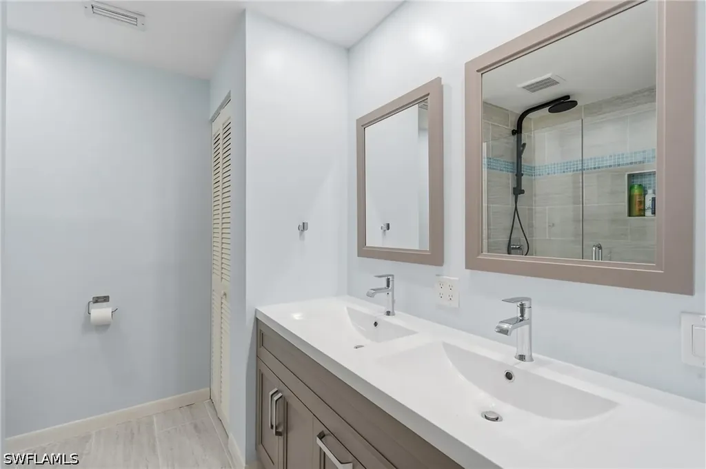 1316 Rordon Avenue Naples FL 34103