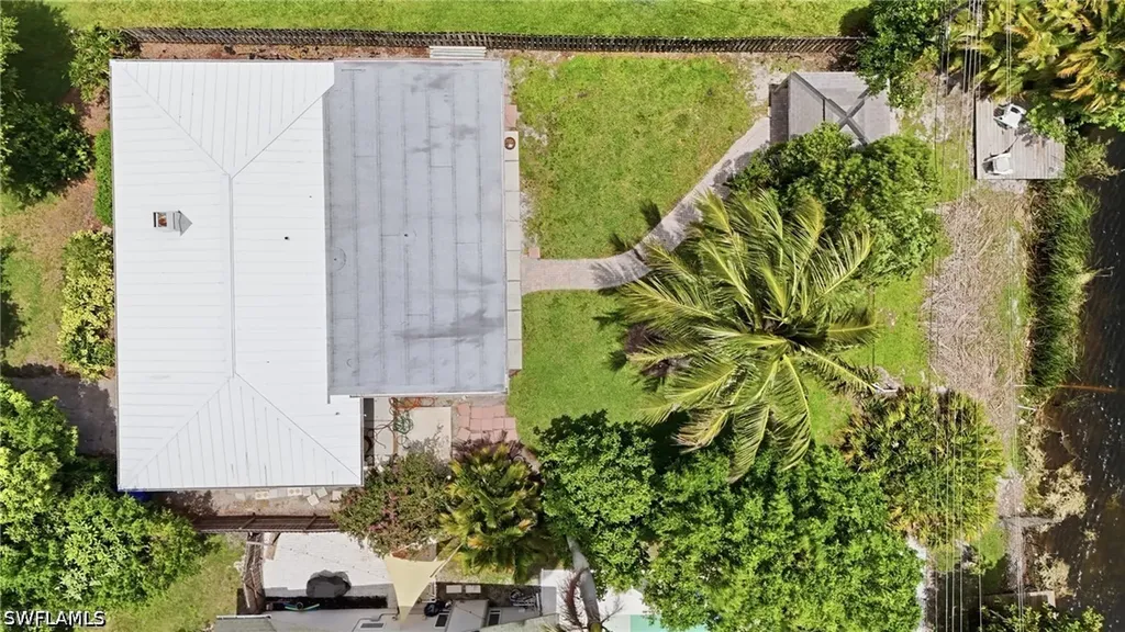 1316 Rordon Avenue Naples FL 34103