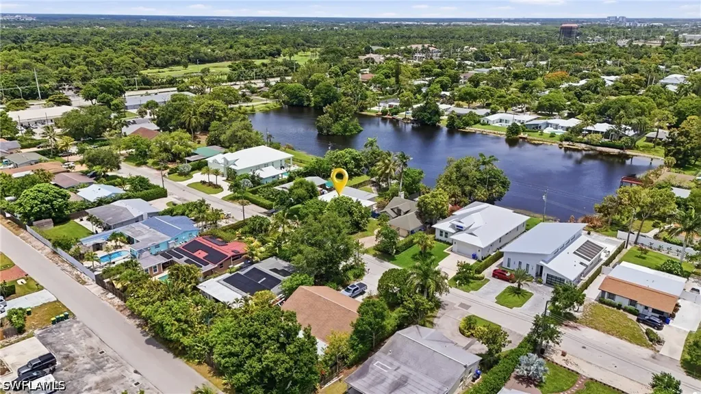 1316 Rordon Avenue Naples FL 34103