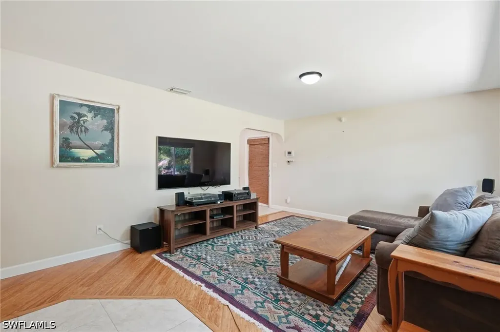 1316 Rordon Avenue Naples FL 34103