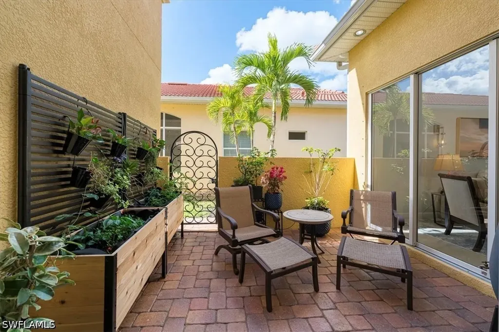 7703 Martino Circle Naples FL 34112