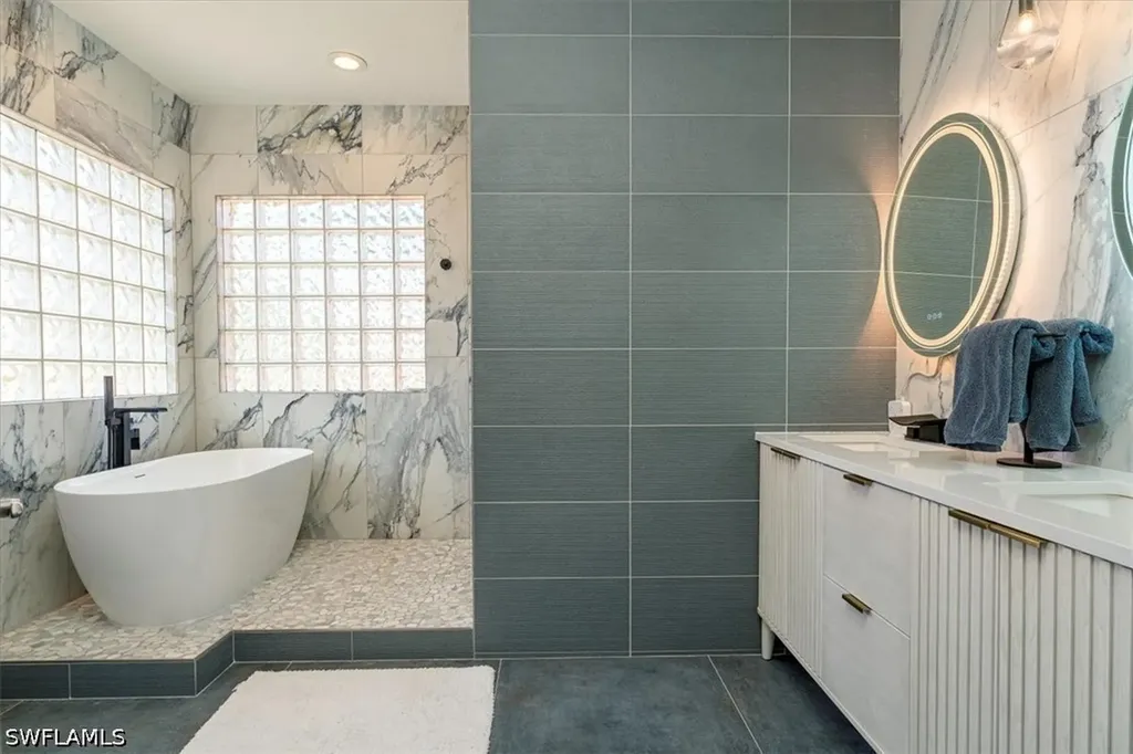 7703 Martino Circle Naples FL 34112