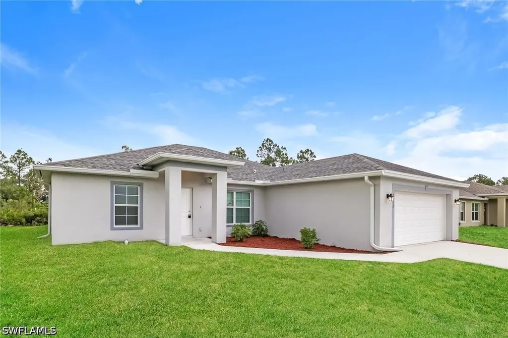 2712 18th Street W Lehigh Acres FL 33971