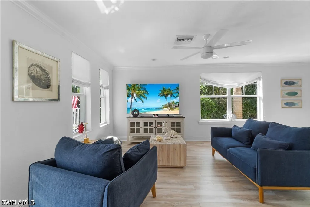 719 Park Avenue Naples FL 34110